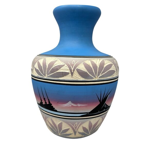 Navajo Native American Pottery Vase Blue Sunset Silhouette Design Signed 8 Inch - Picture 3 of 11